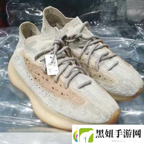 yeezy380蜜桃粉和白色让直播界变天